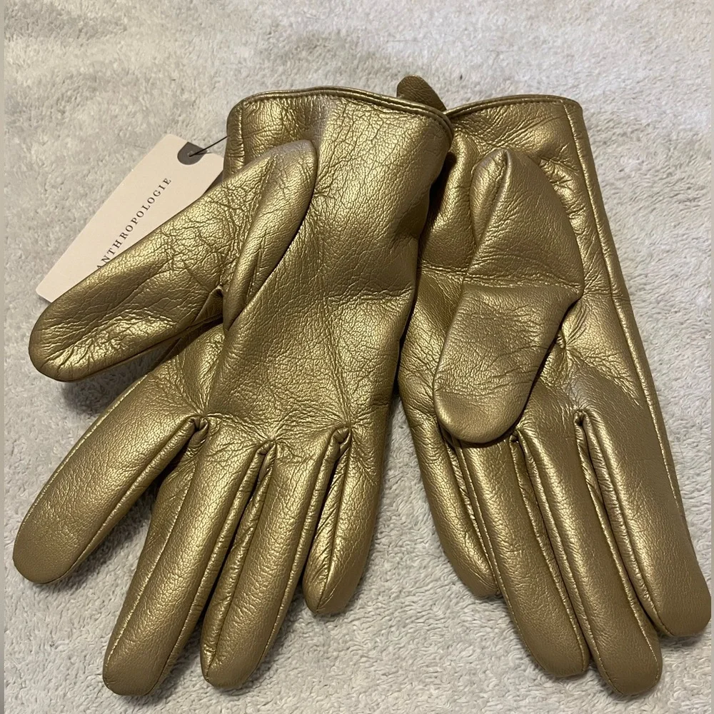 NWT Anthro Maeve Short Faux-Leather Texting Gloves in Light Gold Champagne